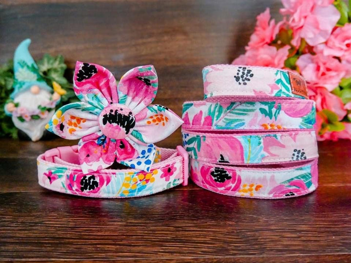 Dog collar with flower - watercolor pink rose