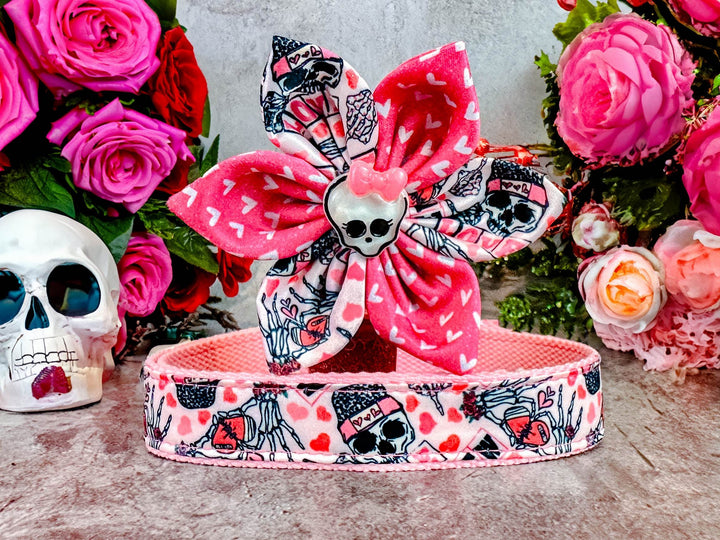 Valentine dog collar with Flower - Skull and hearts
