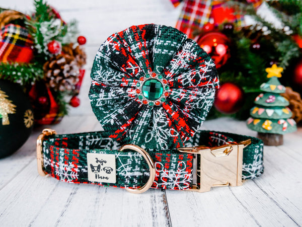 Christmas dog collar with flower - Green Tartan plaid