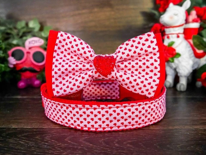 valentine dog collar with bow tie - Pink tiny hearts