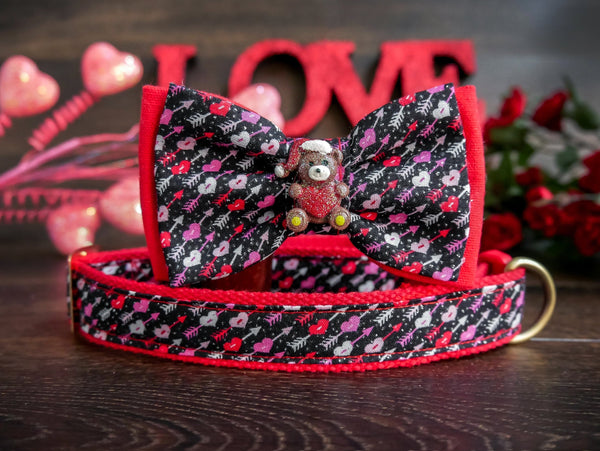 Valentine dog collar with bow tie - Cupid arrows