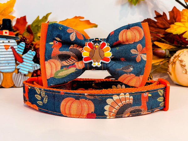 Dog collar with bow tie - Thanksgiving Turkey and Pumpkin