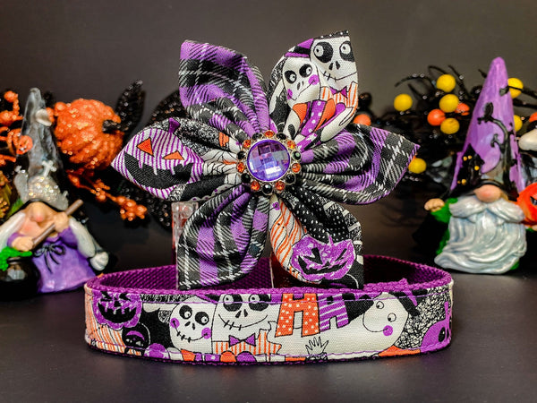 Halloween dog collar with flower - Purple ghosts party