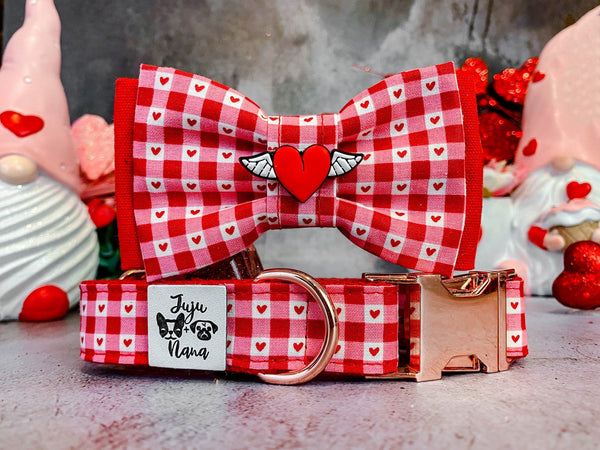 Valentine dog collar with bow tie - plaid and heart