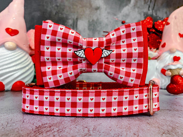Valentine dog collar with bow tie - plaid and heart