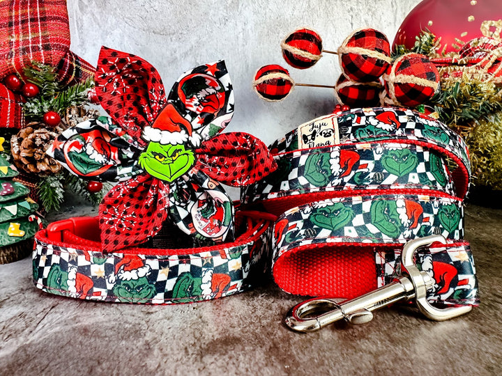 Christmas Grinch and plaid harness leash set/ girl boy dog harness vest/ cute custom dog harness leash/ holiday fabric harness lead/