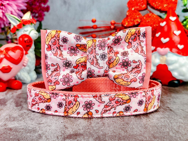Valentine dog collar with Bow tie - Pizza and hearts