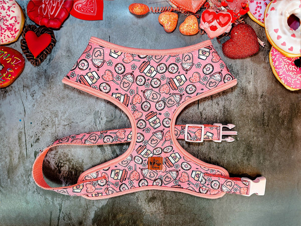 Valentine dog harness - Donuts and Coffee